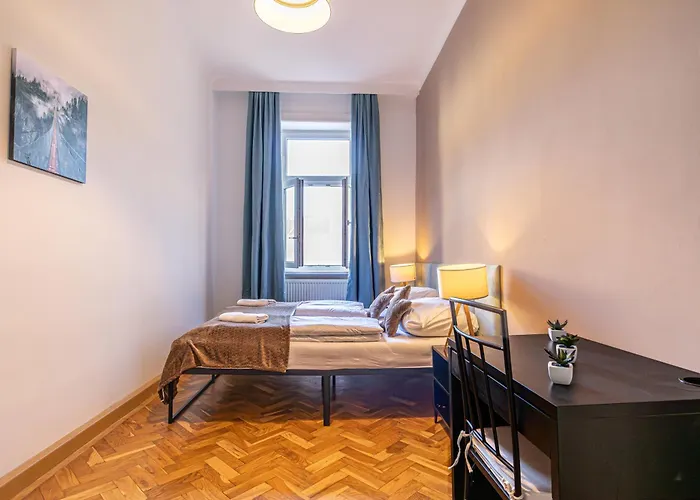 Comfortable 2Br Apt In Vienna, Prime Location